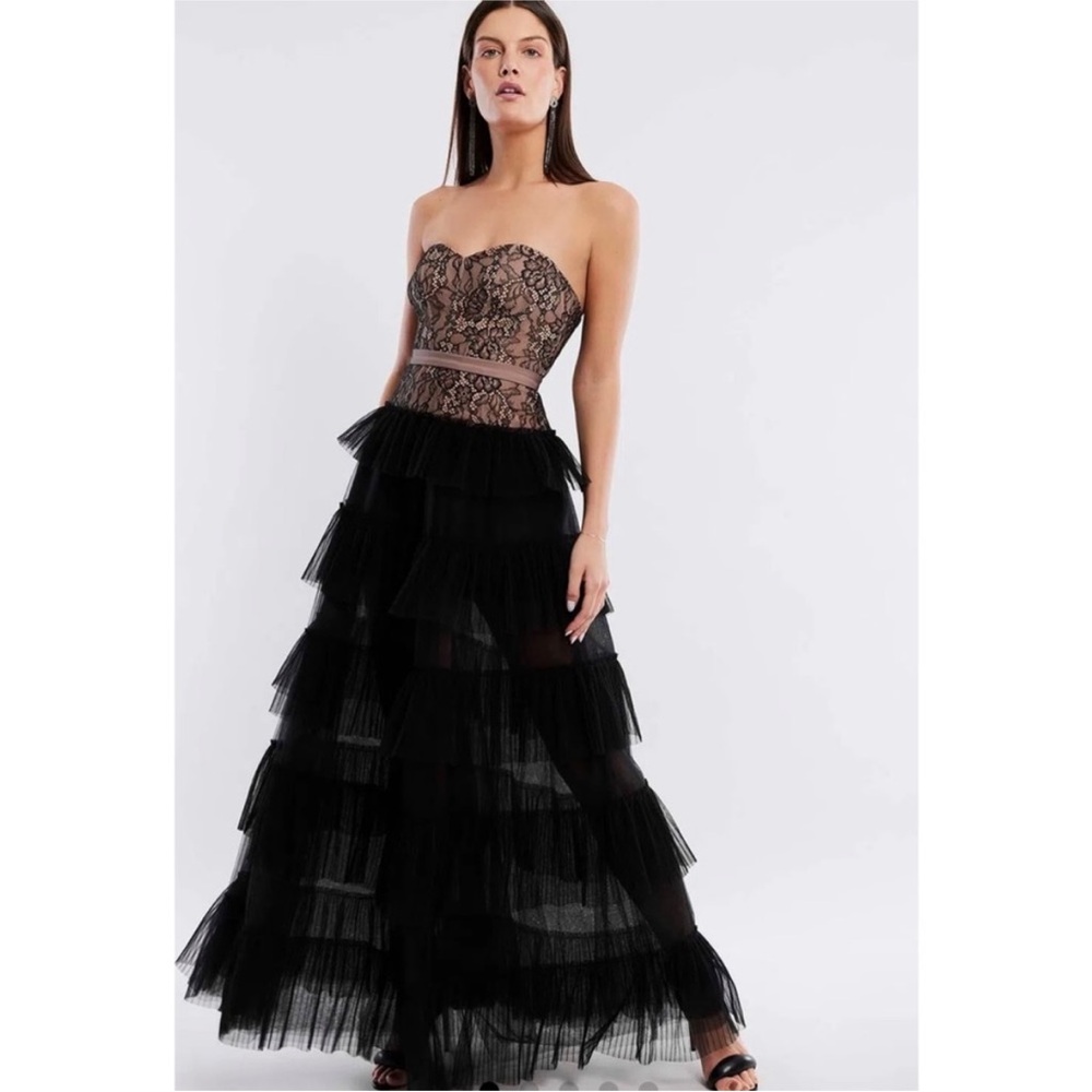 Bcbgmaxazria Strapless Tulle Gown